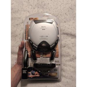 GPX Portable Cd Compact Disc Player C3916 Car Kit NEW SEALED vintage